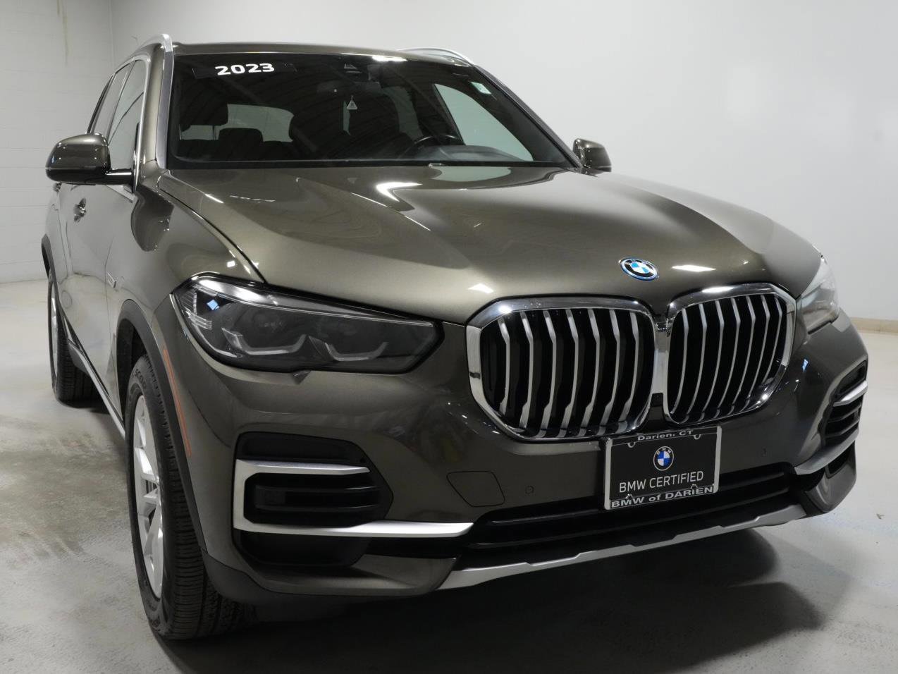 Certified 2023 BMW X5 xDrive45e image 12