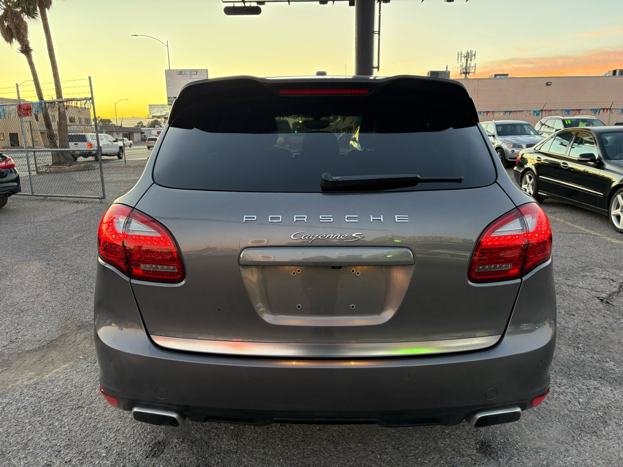 Used 2013 Porsche Cayenne S image 4