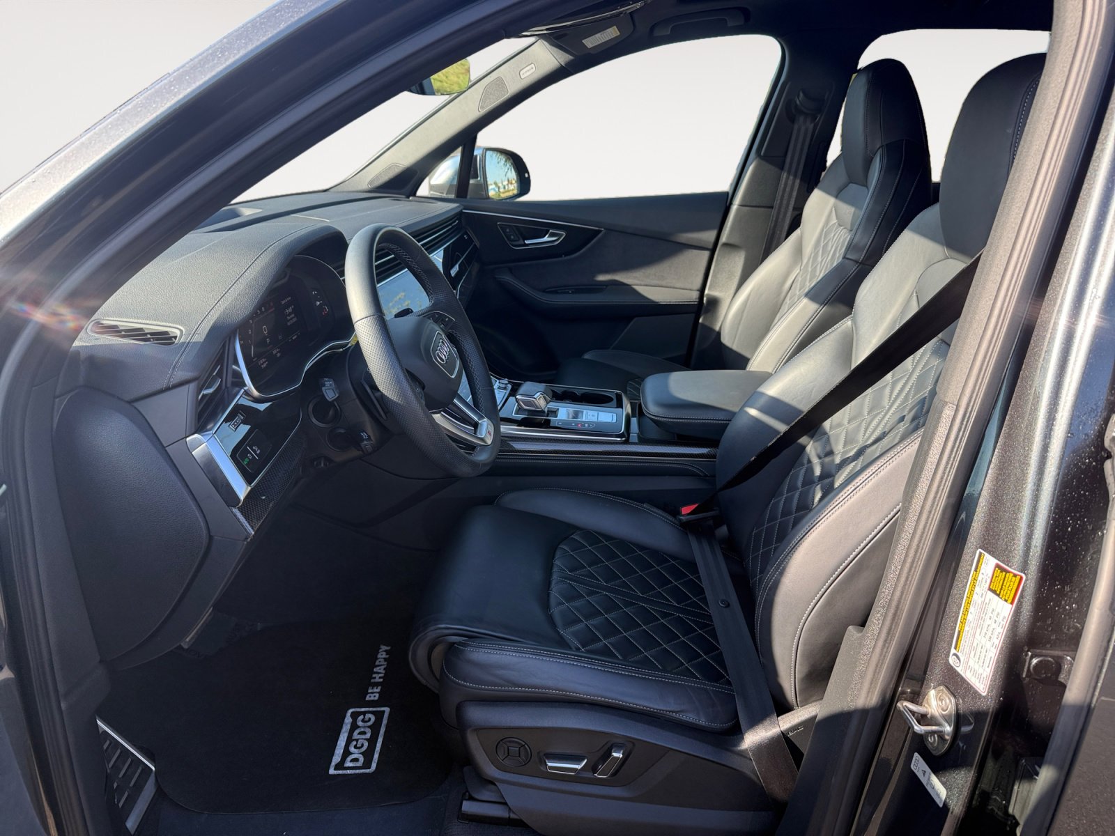 Used 2024 Audi SQ7 Premium Plus image 10