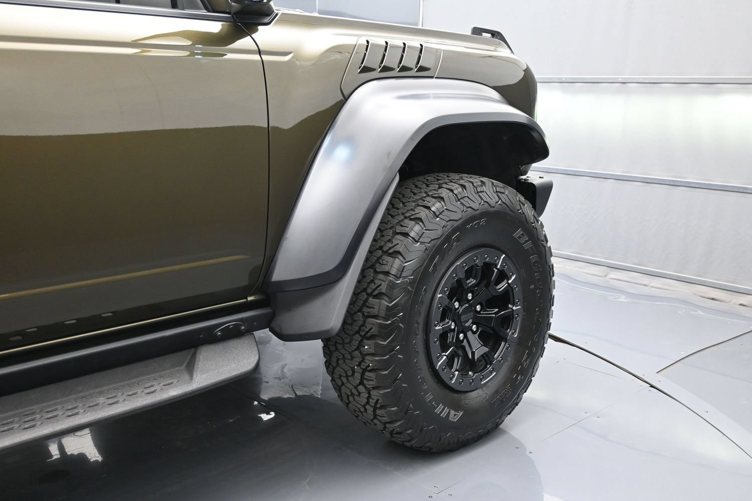 Used 2024 Ford Bronco Raptor w/ Interior Carbon Fiber Pack 6 AWD/4WD image 45