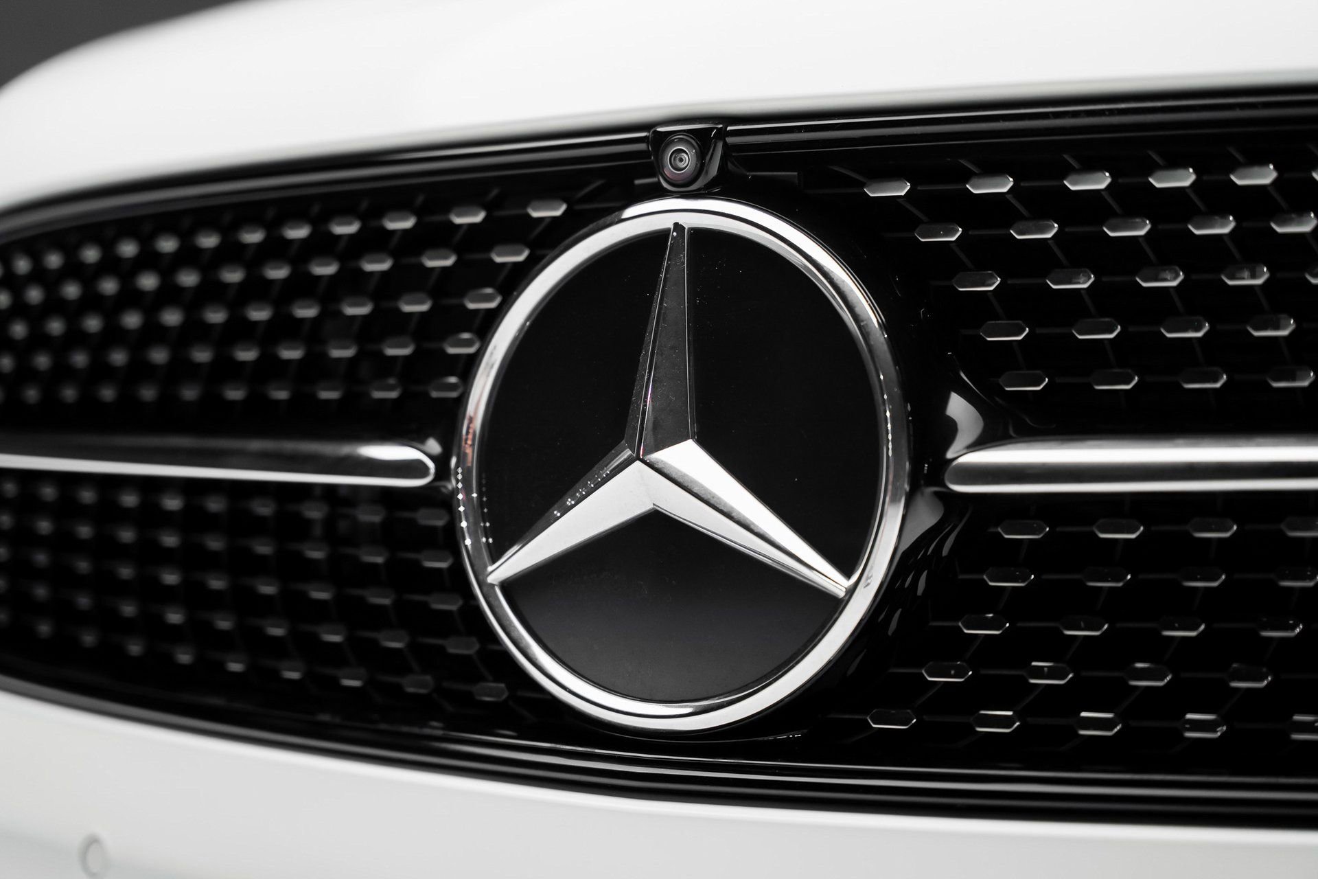 Used 2023 Mercedes-Benz E 450 Coupe image 12