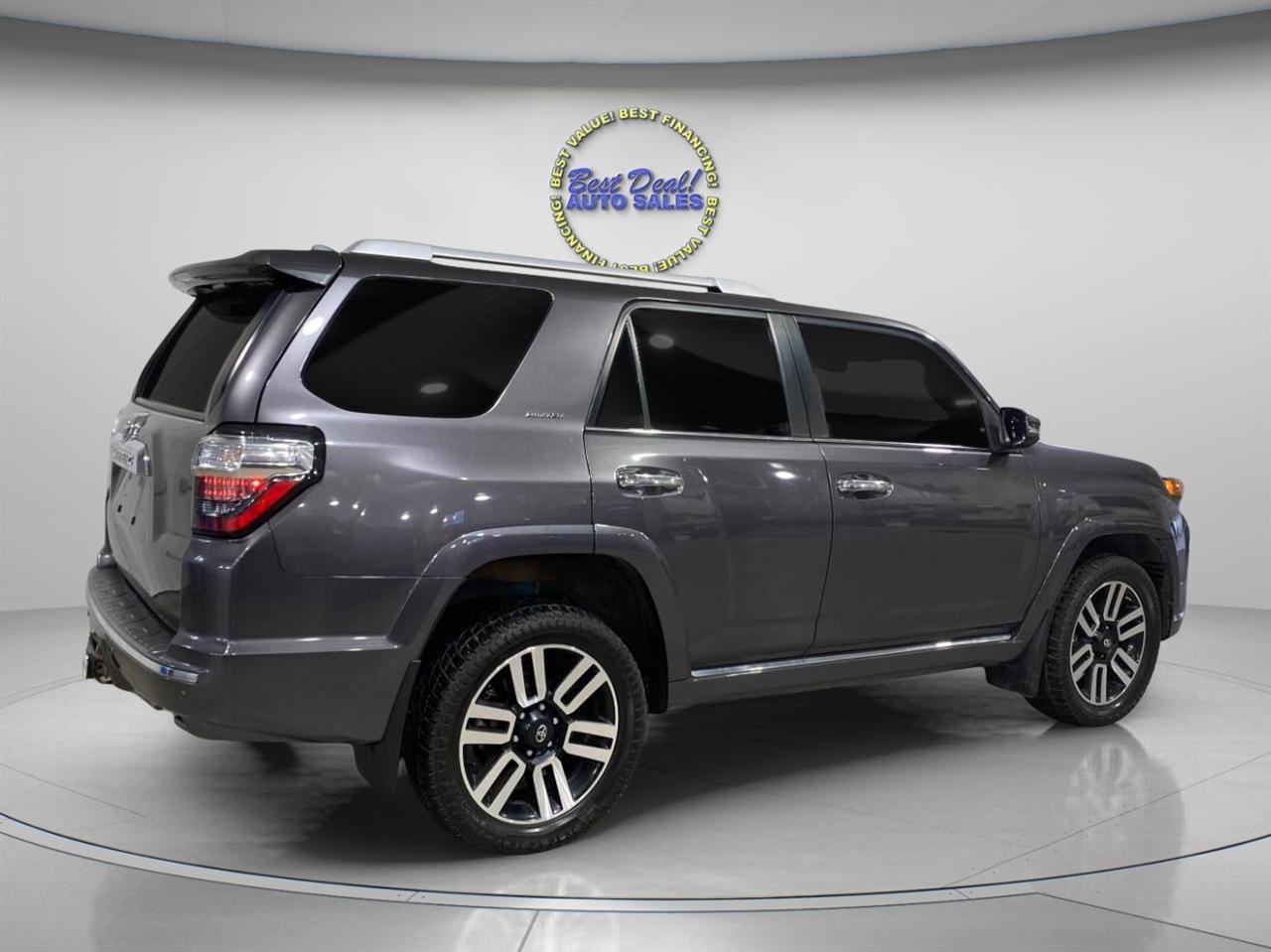 Used 2018 Toyota 4Runner Limited AWD/4WD image 5