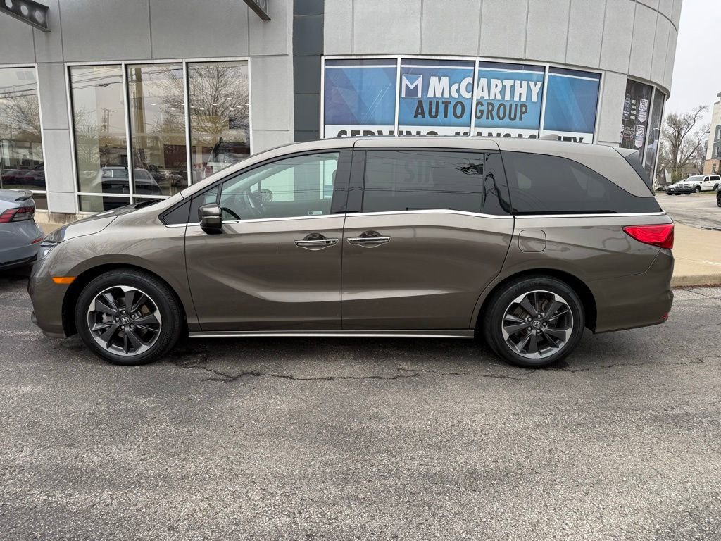 Used 2022 Honda Odyssey Elite image 2