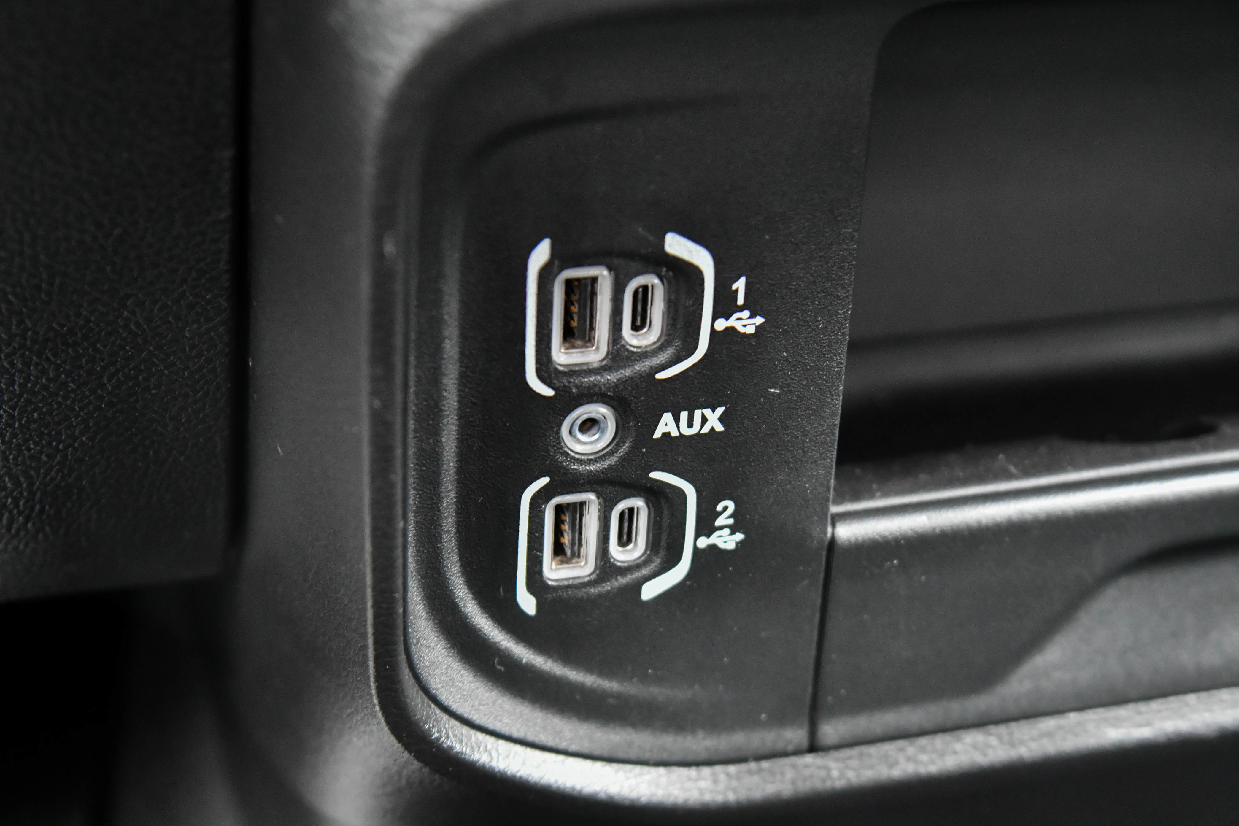 Used 2024 RAM 2500 Big Horn w/ Night Edition image 27