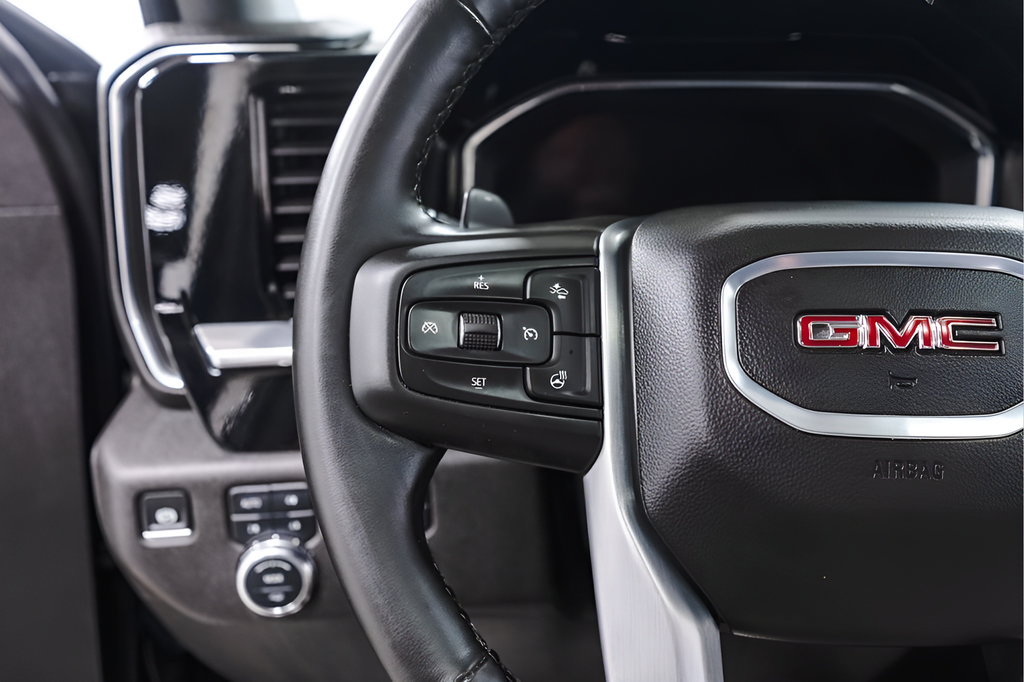 Used 2025 GMC Sierra 1500 Elevation w/ Elevation Premium Package AWD/4WD image 10