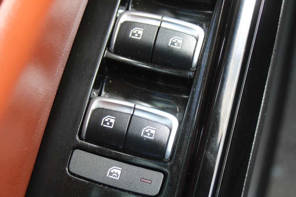 Used 2024 Kia Carnival SX FWD image 27