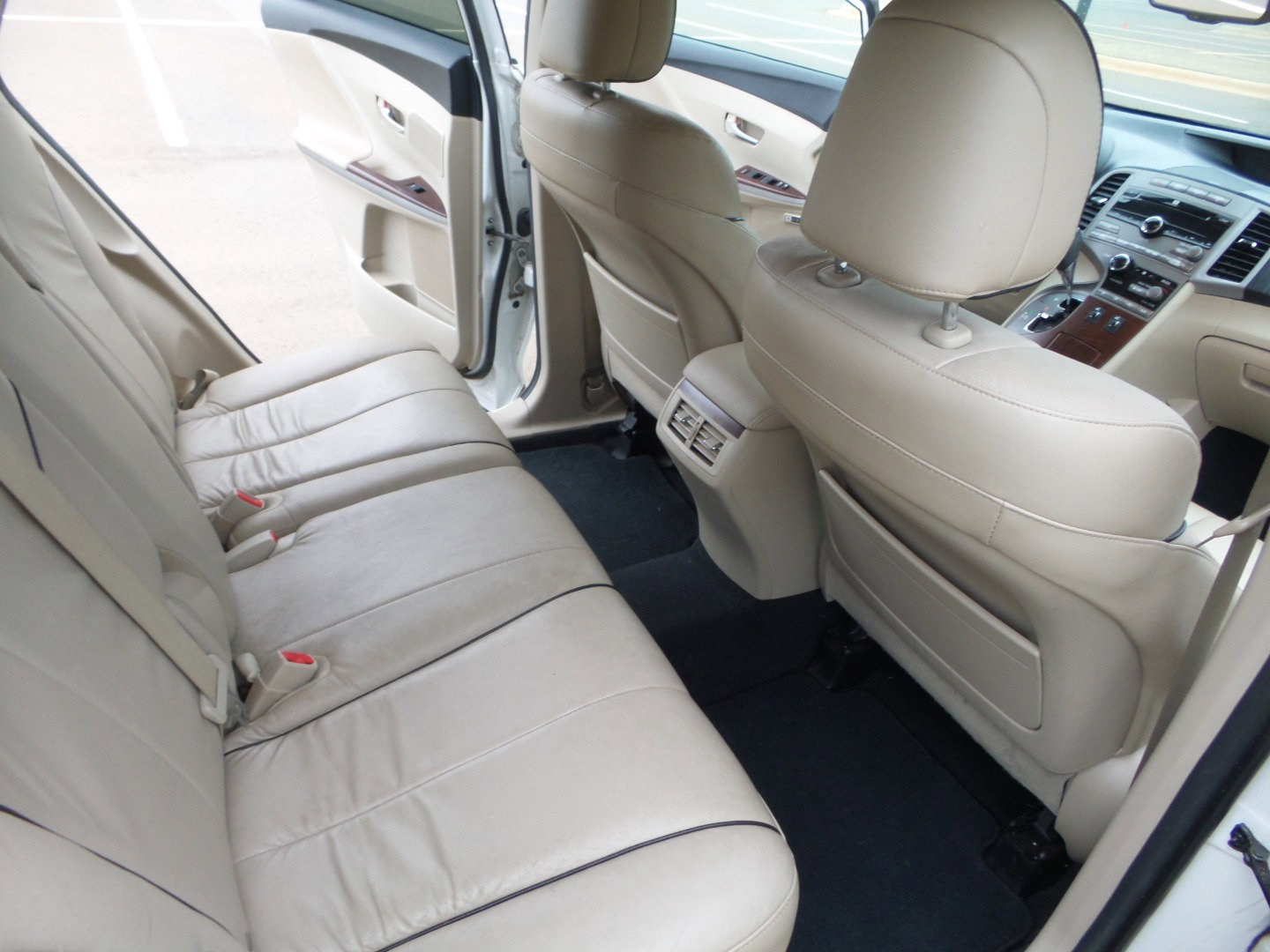 Used 2009 Toyota Venza image 24