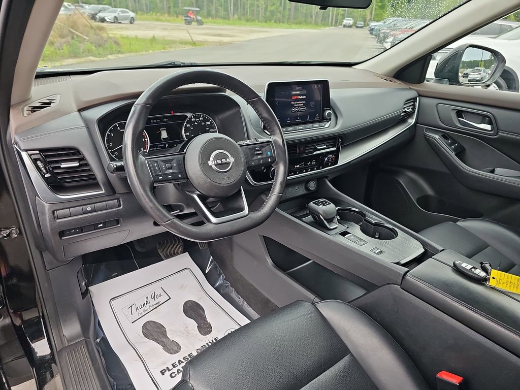 Used 2022 Nissan Rogue SV w/ SV Premium Package FWD image 21