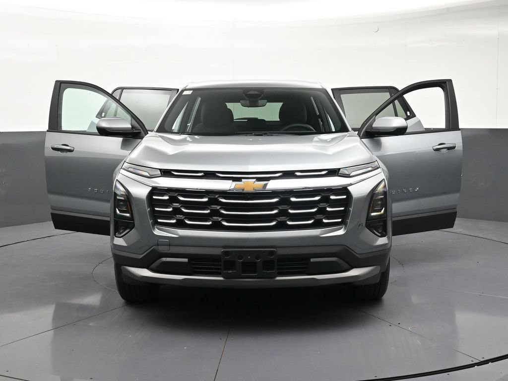 Used 2026 Chevrolet Equinox LT w/ Safety and Technology Package FWD image 37