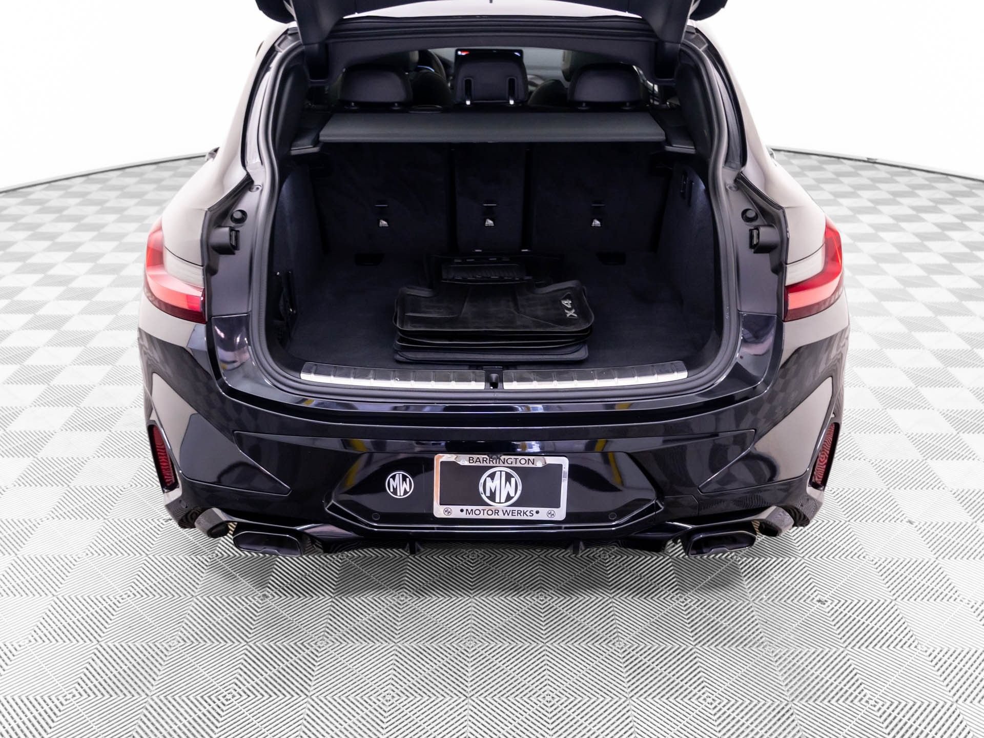 Used 2024 BMW X4 M40i AWD/4WD image 36
