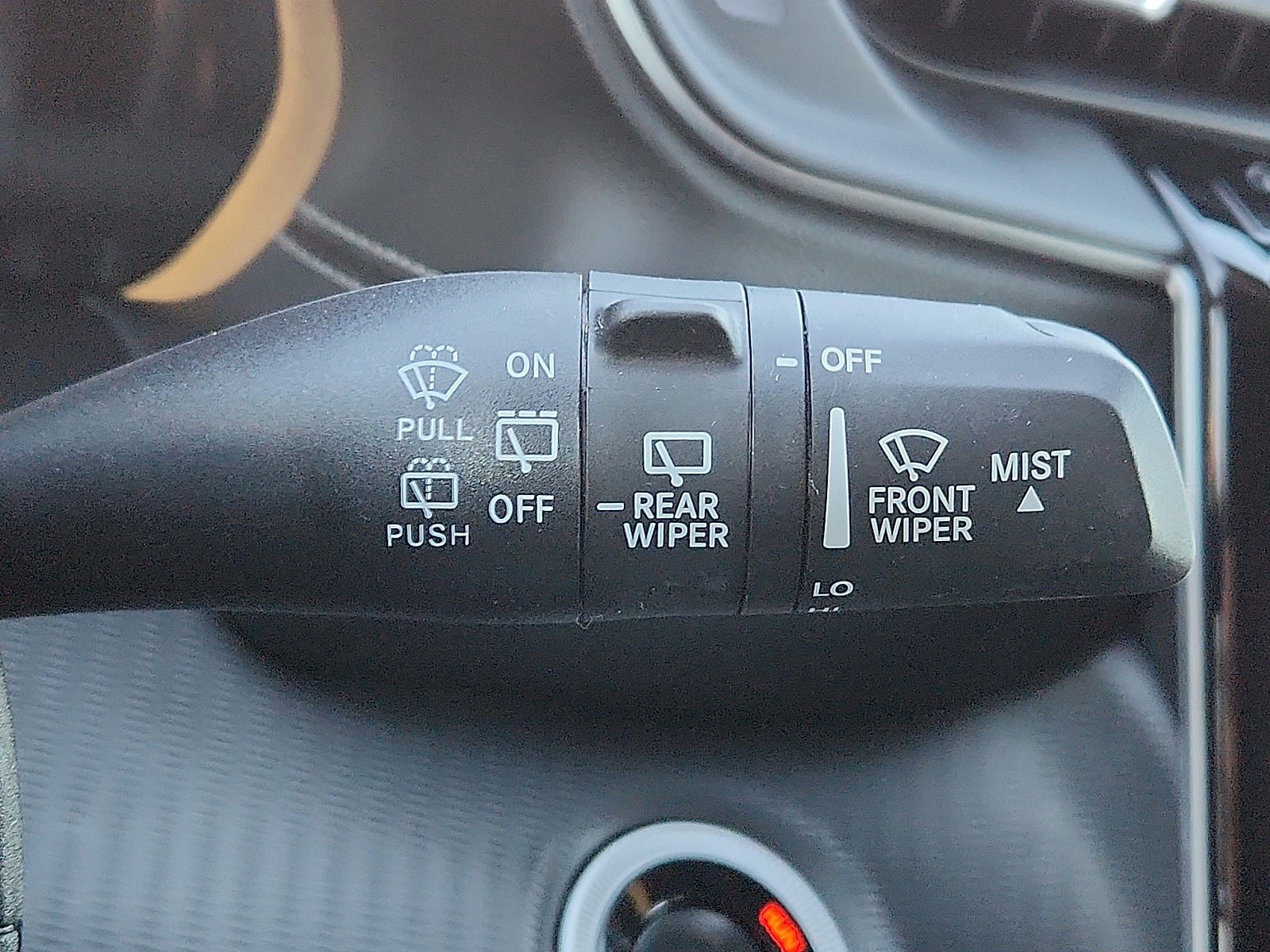 Used 2024 Jeep Grand Cherokee L Laredo image 22