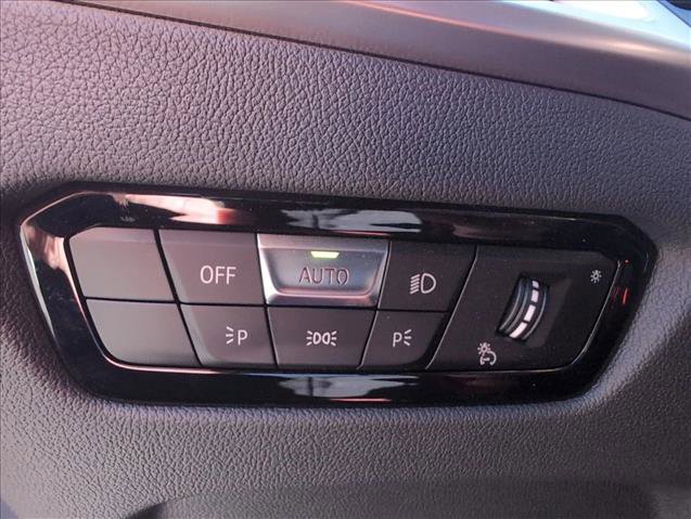 Used 2025 BMW 440i xDrive Coupe w/ Premium Package image 16