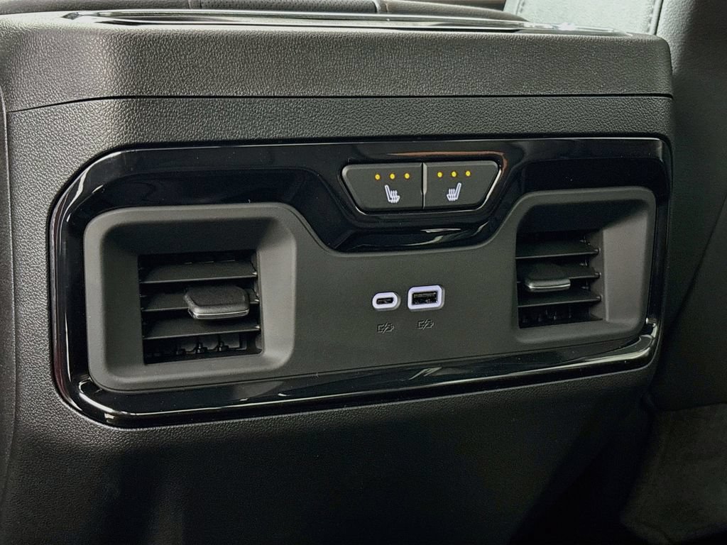New 2026 GMC Sierra 2500 AT4 AWD/4WD image 26