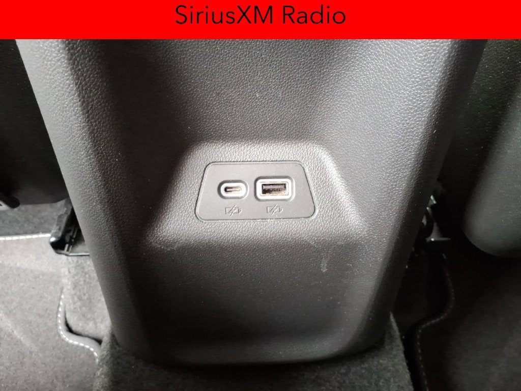 Certified 2023 Buick Envision Essence FWD image 18
