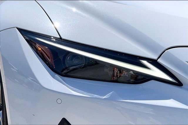 Used 2023 Lexus IS 350 F Sport w/ Navigation Package RWD image 32