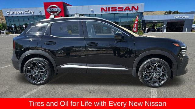New 2026 Nissan Kicks SR AWD/4WD image 2
