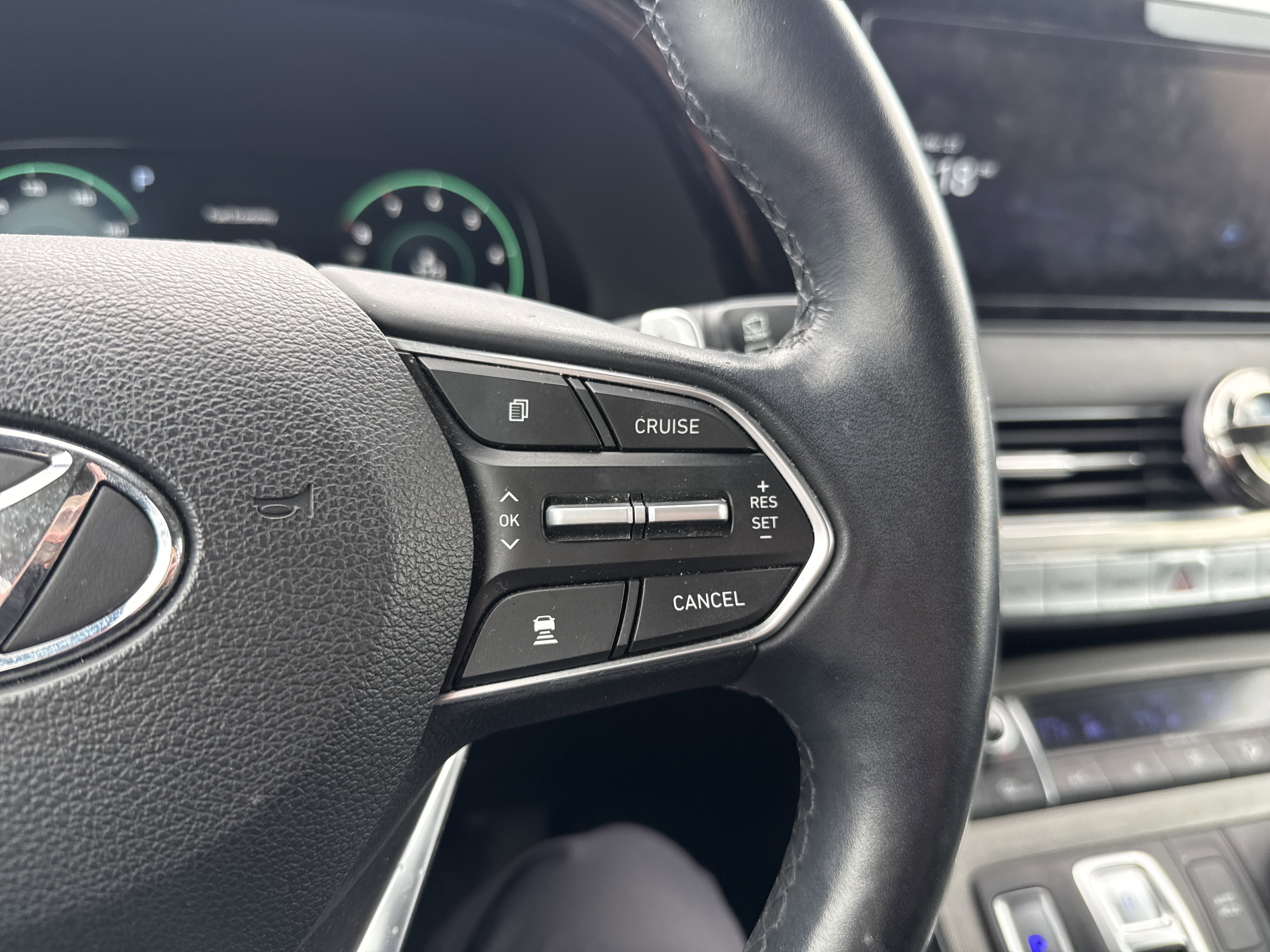 Used 2022 Hyundai Palisade Limited AWD/4WD image 18