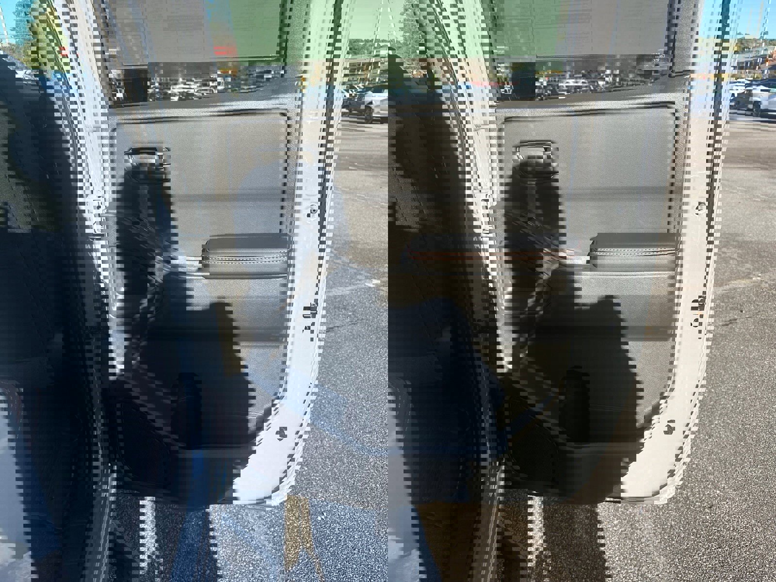 New 2026 Nissan Frontier PRO-4X w/ Pro-4x Convenience Package image 16