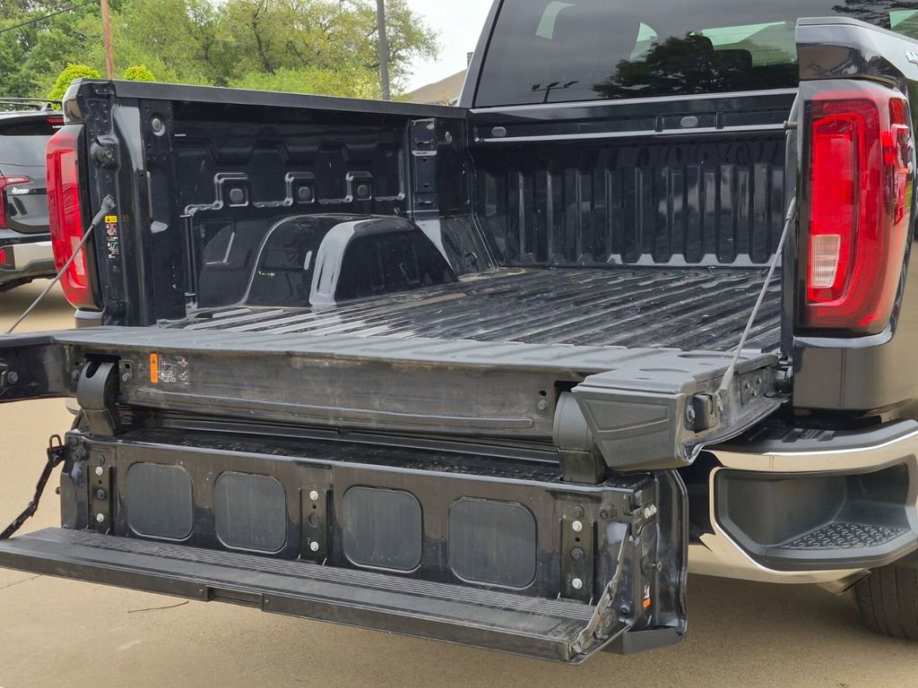 Used 2026 GMC Sierra 1500 SLT AWD/4WD image 12