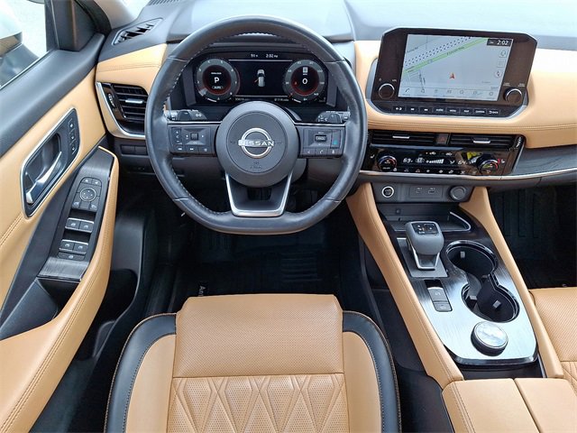 Used 2022 Nissan Rogue Platinum w/ Head-Up Display Package image 11