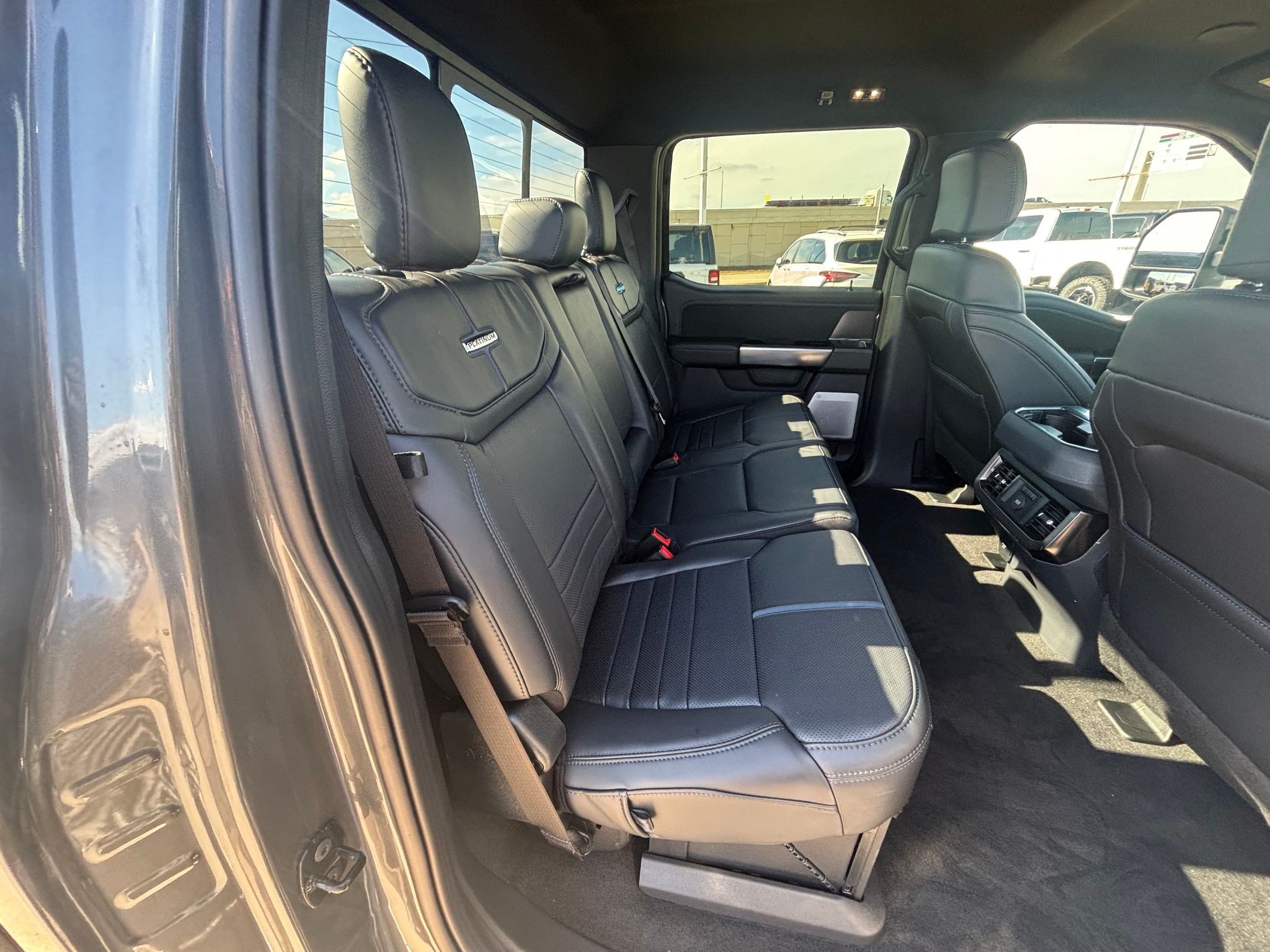 Used 2026 Ford F350 Platinum AWD/4WD image 30