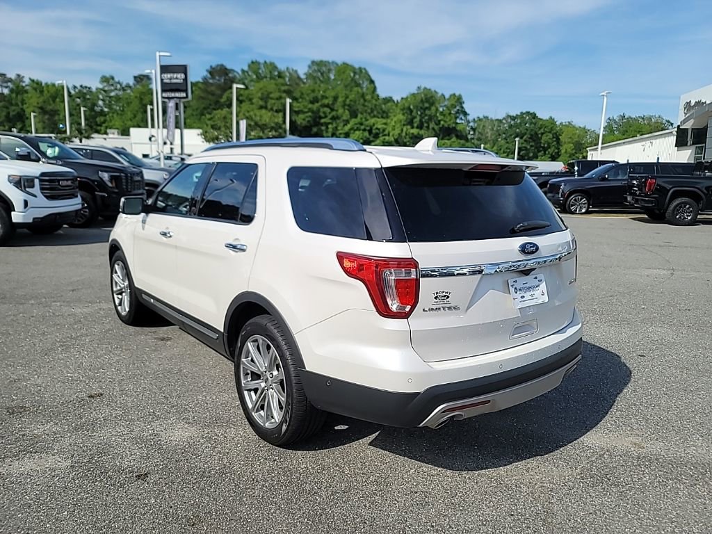 Used 2016 Ford Explorer Limited w/ Equipment Group 301A image 5