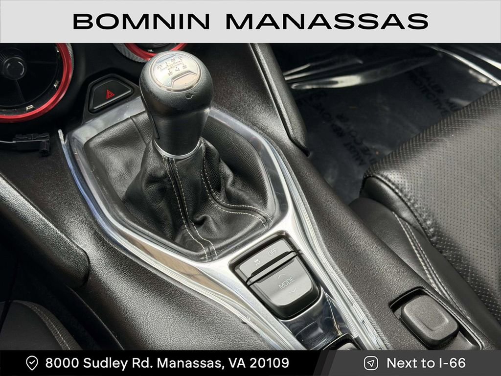 Used 2019 Chevrolet Camaro LT image 17