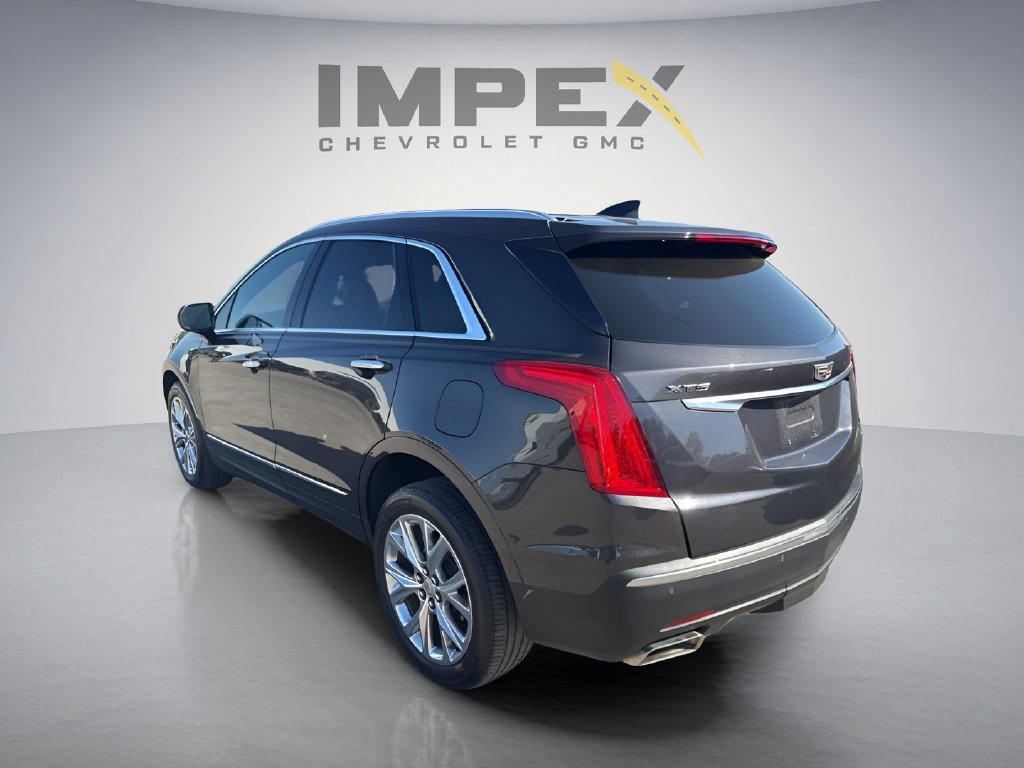 Used 2018 Cadillac XT5 Luxury w/ Driver Awareness Package FWD image 2