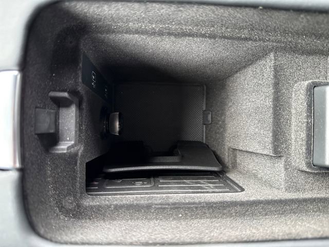 Used 2023 Audi RS e-tron GT w/ Carbon Performance Package image 27