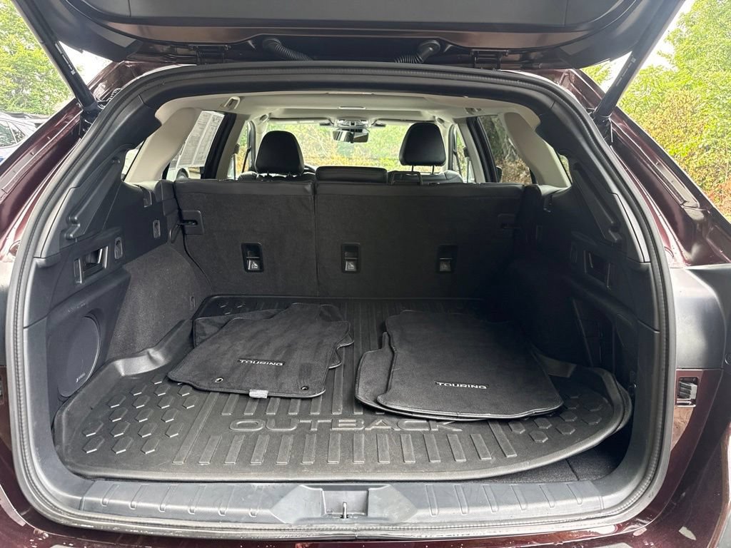 Used 2025 Subaru Outback Touring AWD/4WD image 10