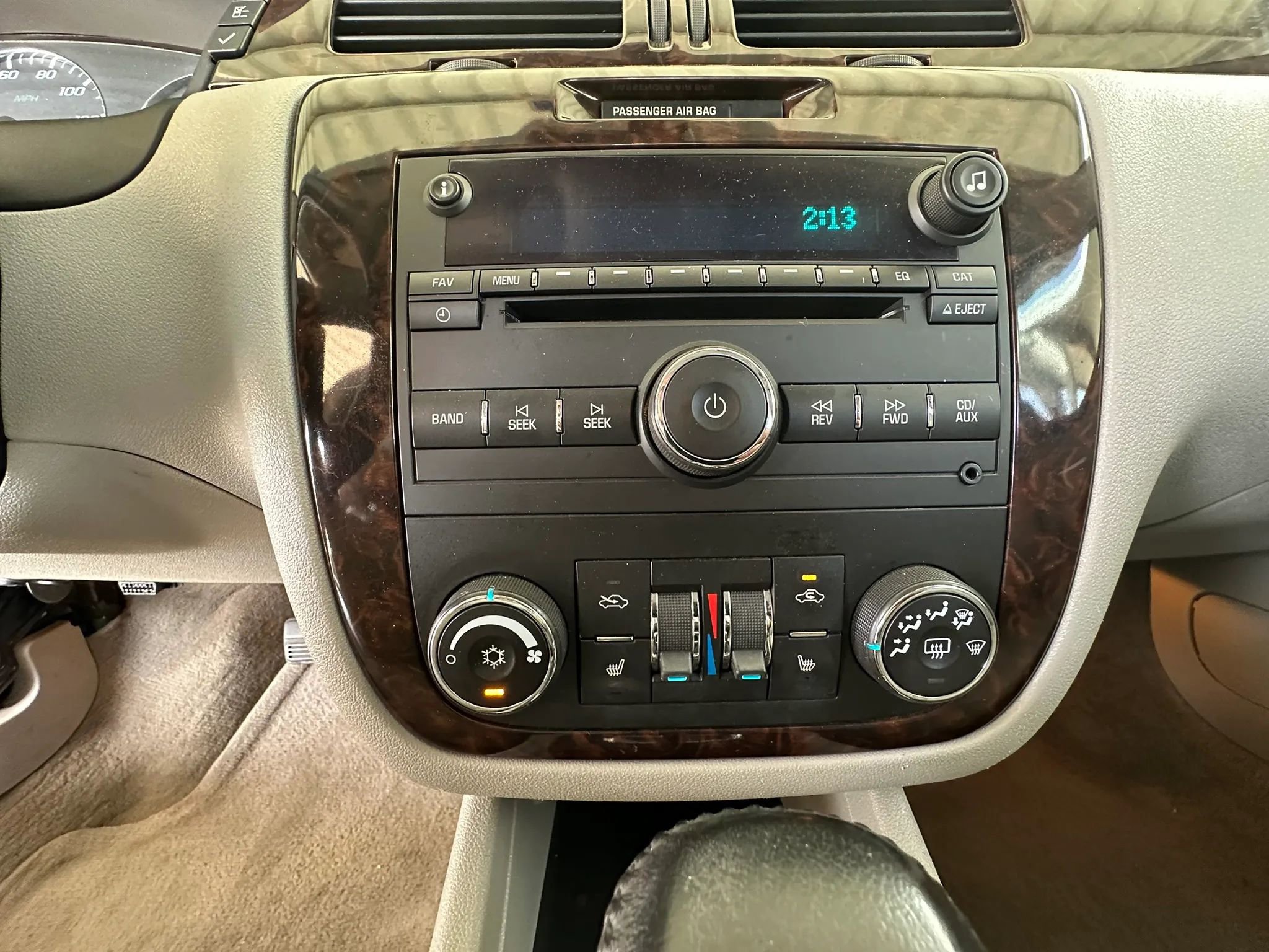 Used 2013 Chevrolet Impala LTZ image 23