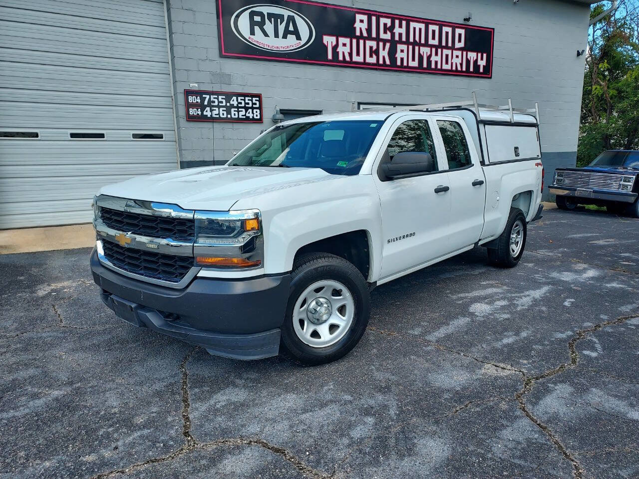 Used 2018 Chevrolet Silverado 1500 W/T image 2