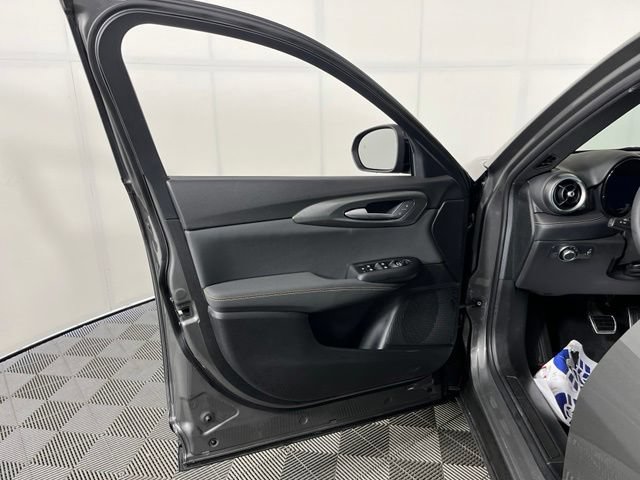 Used 2026 Alfa Romeo Tonale AWD/4WD image 15