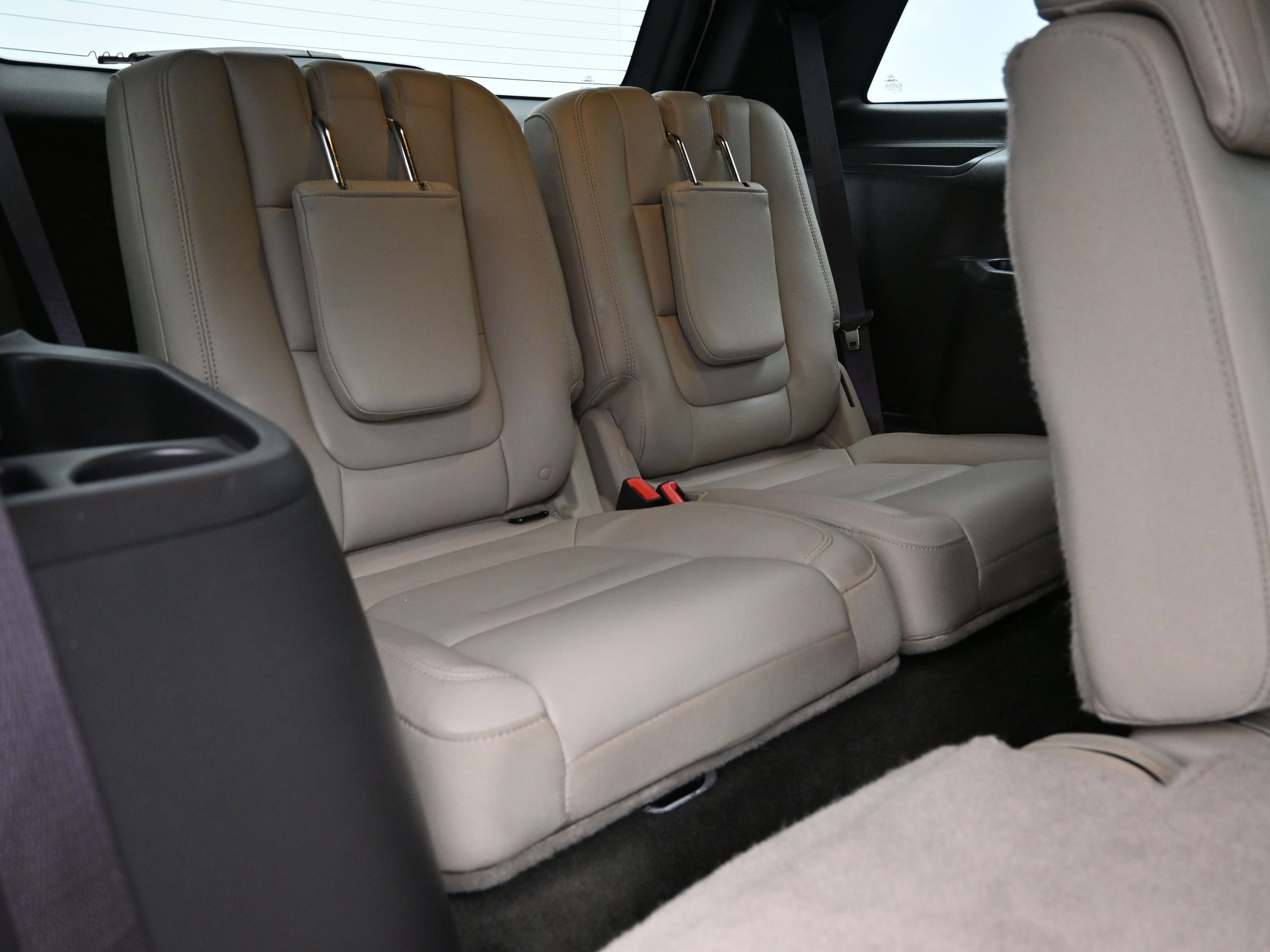 Used 2015 Ford Explorer XLT w/ Equipment Group 202A image 40