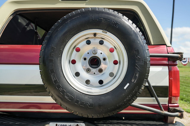 Used 1994 Ford Bronco Eddie Bauer AWD/4WD image 99