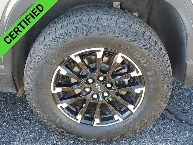Certified 2024 Chevrolet Traverse Z71 w/ Enhanced Driving Package AWD/4WD image 36