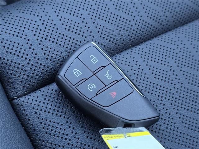 New 2026 Chevrolet Equinox LT w/ Convenience Package II image 24