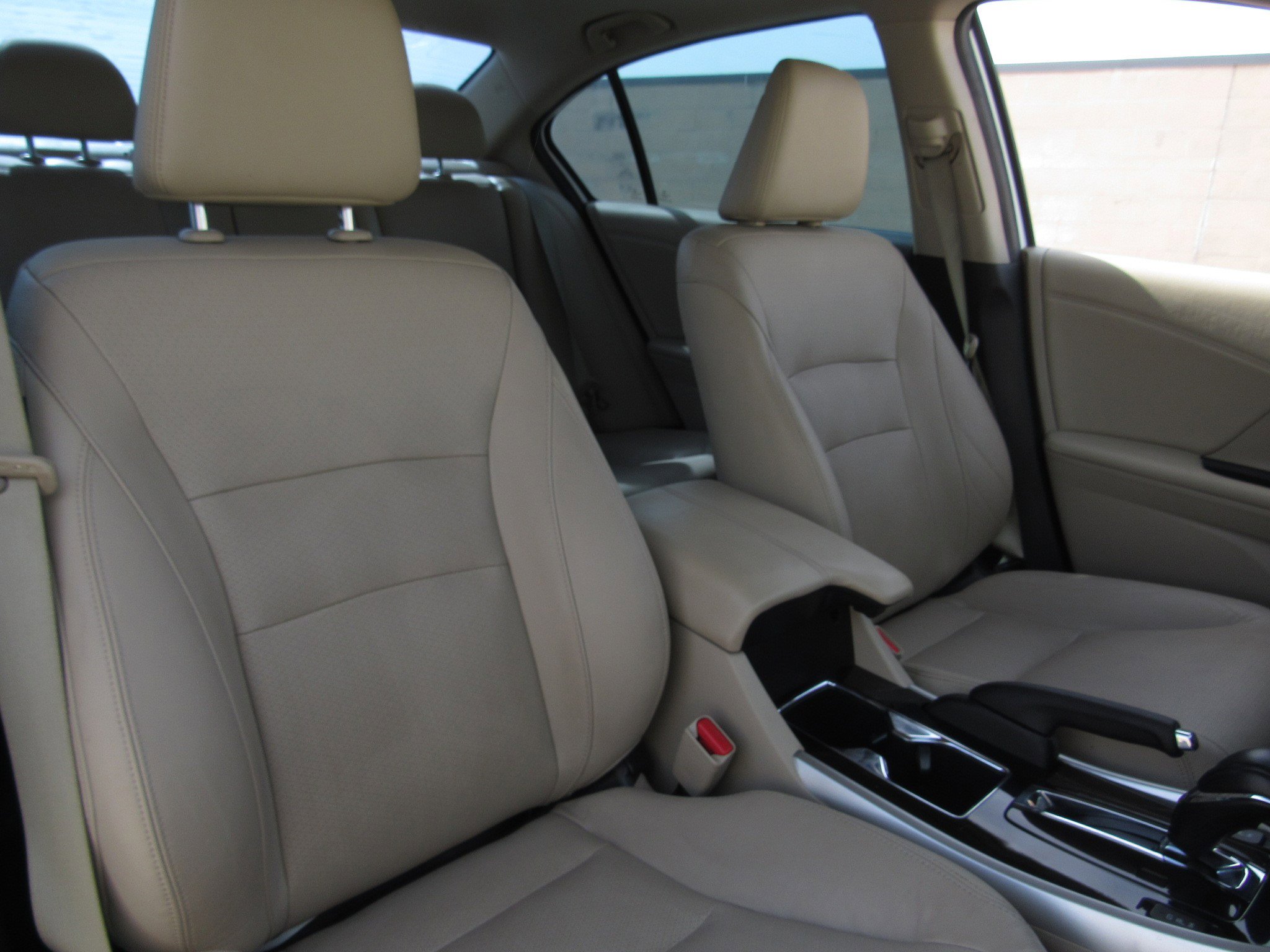 Certified 2017 Honda Accord EX-L image 11