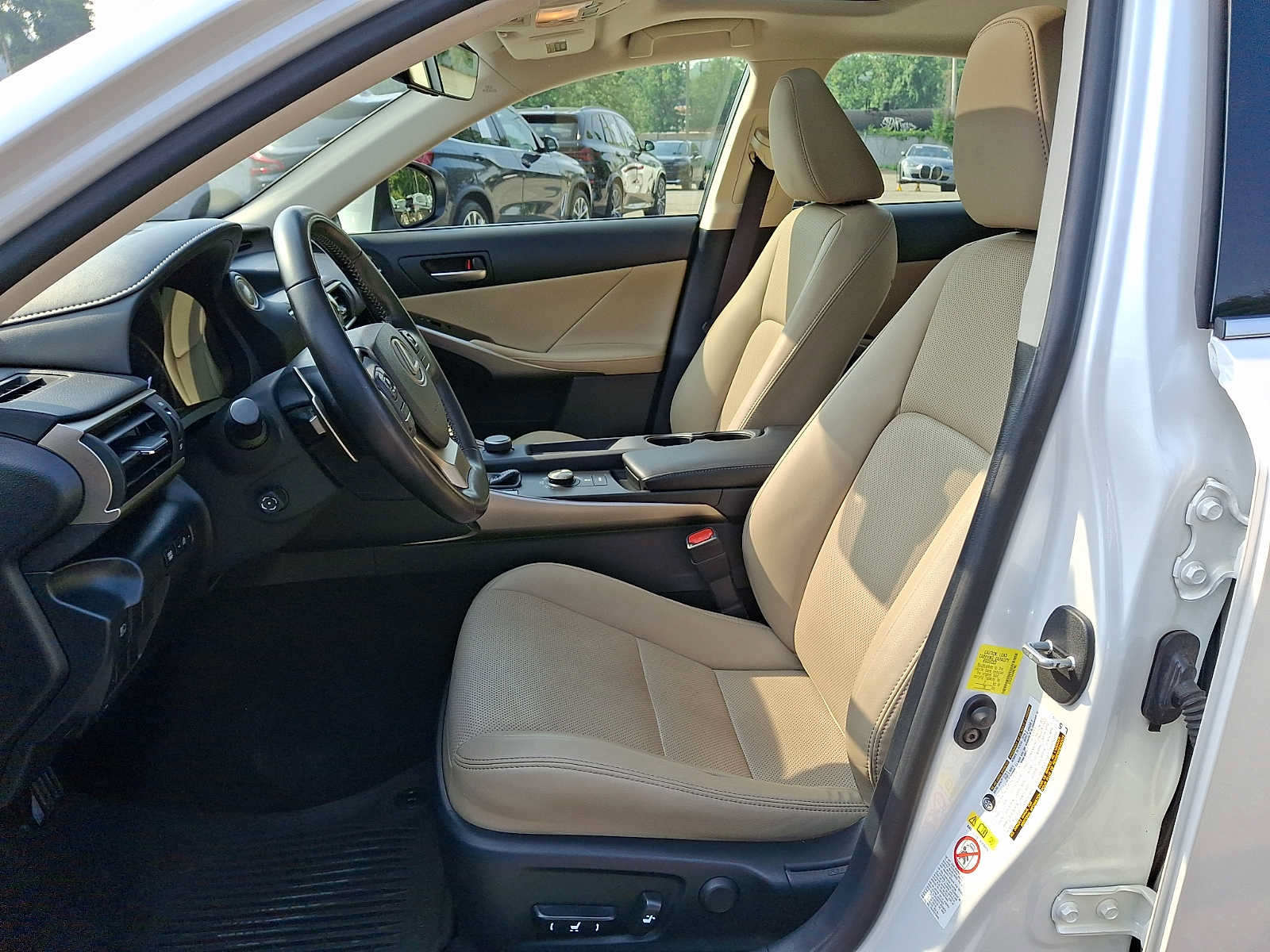 Used 2018 Lexus IS 300 AWD w/ Comfort Package image 11