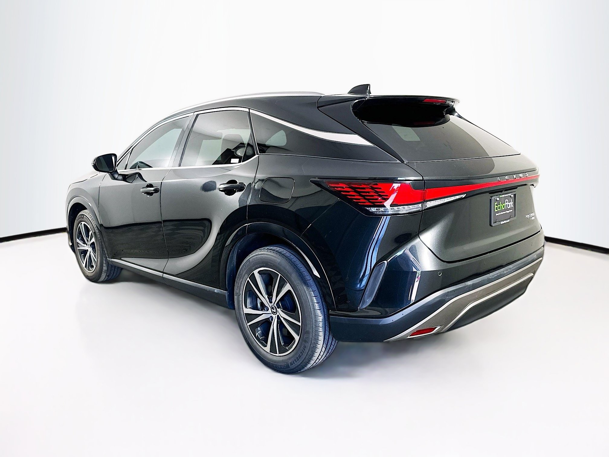 Used 2023 Lexus RX 350 Premium w/ Accessory Package AWD/4WD image 5