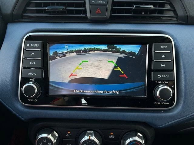 Used 2025 Nissan Versa SV FWD image 39