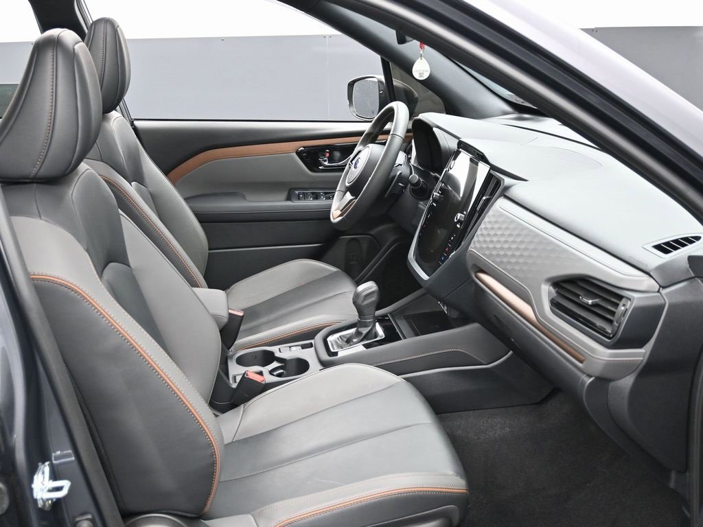 Used 2025 Subaru Forester Sport image 35