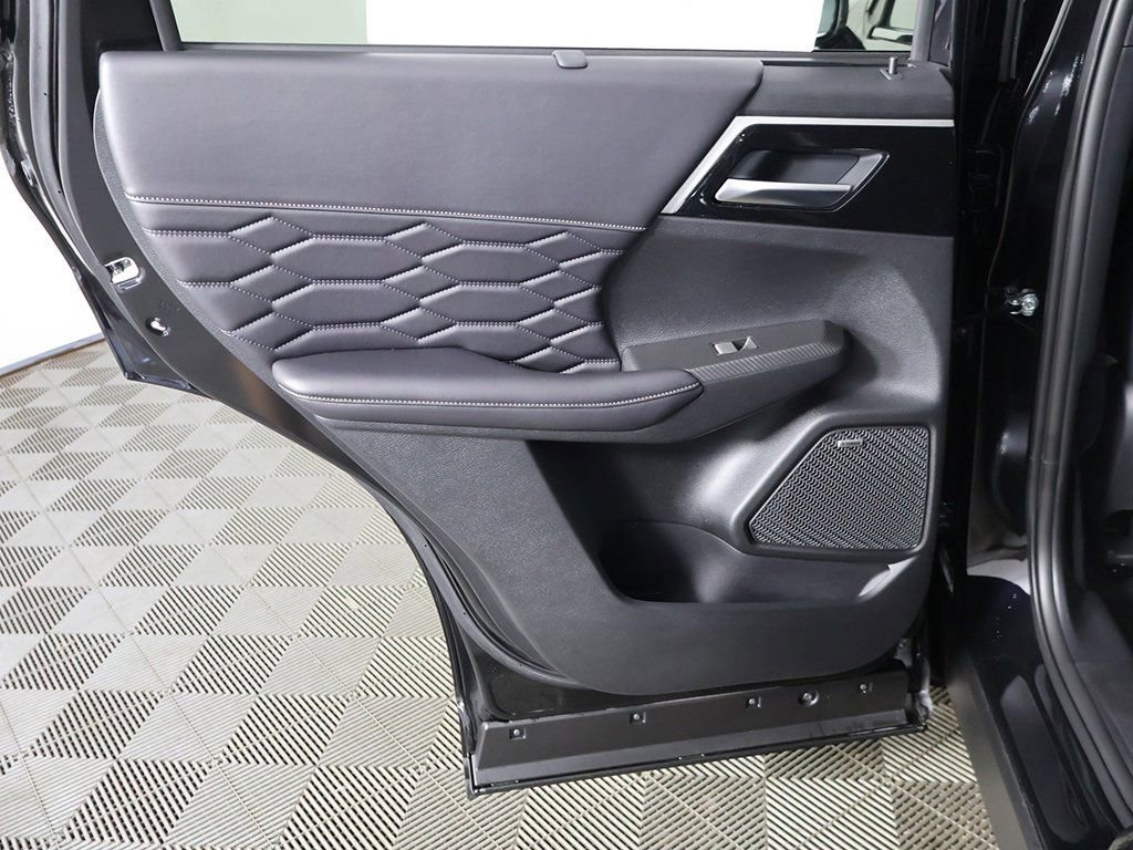 New 2025 Mitsubishi Outlander SEL AWD/4WD image 29