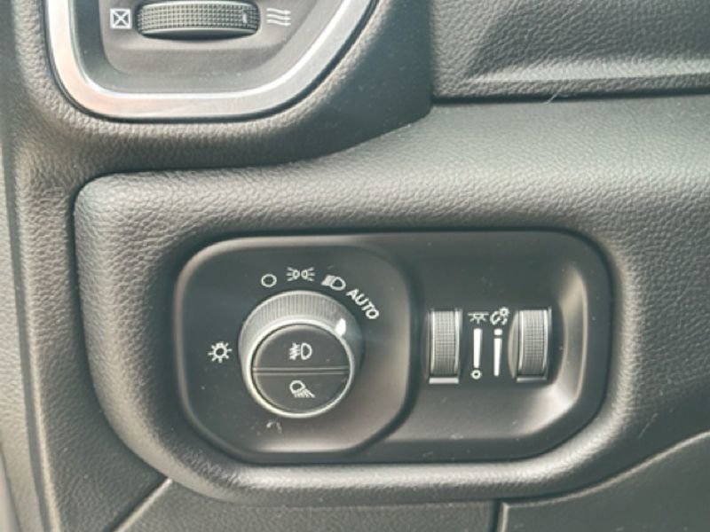 Used 2025 RAM 2500 Laramie image 11