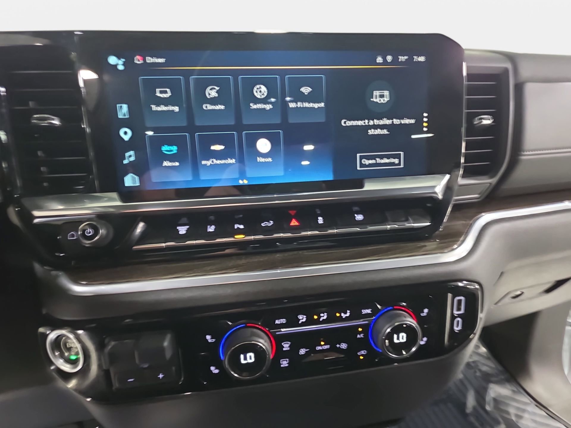 Used 2025 Chevrolet Silverado 3500 LT w/ Safety Package image 20