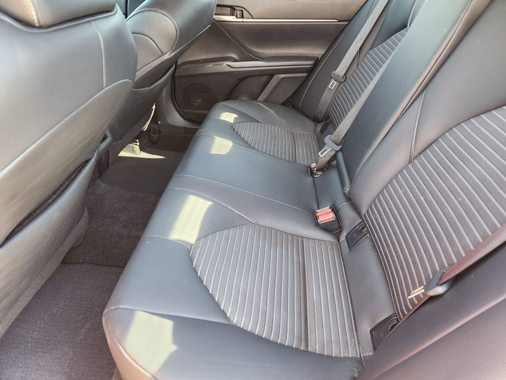 Used 2024 Toyota Camry SE image 34
