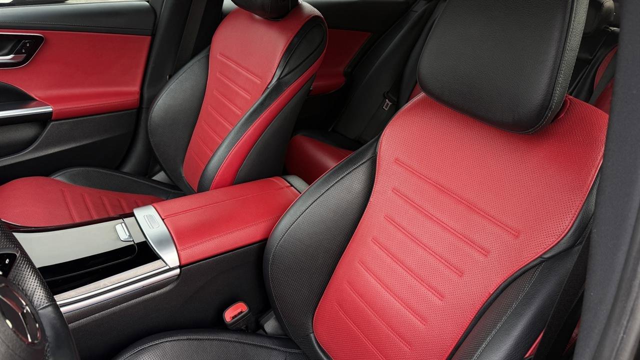 Used 2023 Mercedes-Benz C 300 4MATIC Sedan image 31