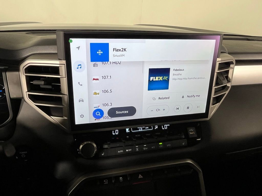 Used 2025 Toyota Sequoia SR5 w/ SR5 Premium Package AWD/4WD image 17