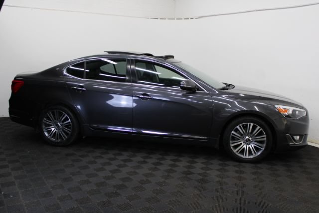 Used 2014 Kia Cadenza Premium w/ Luxury Package FWD image 4