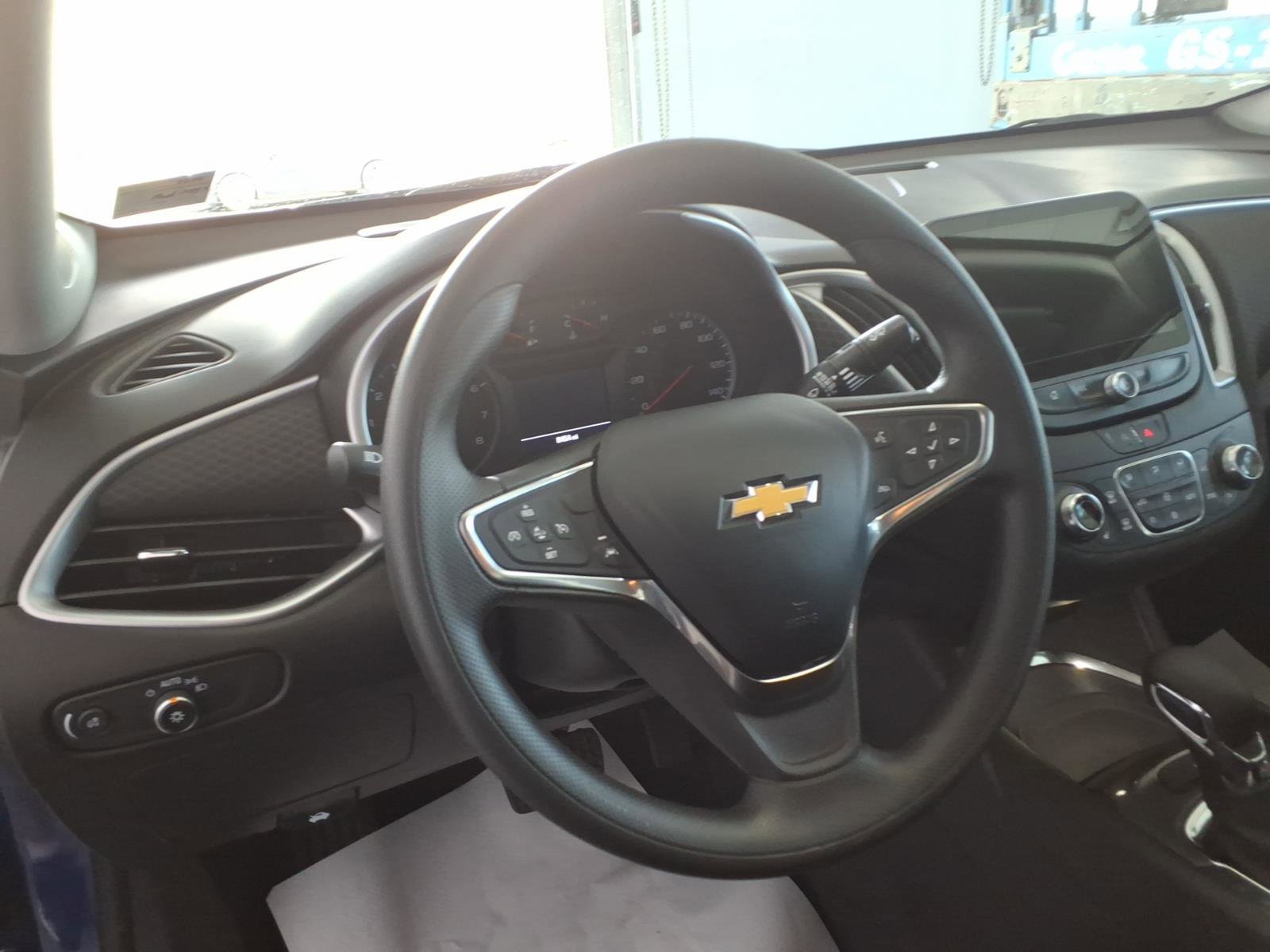 Used 2023 Chevrolet Malibu LT image 11